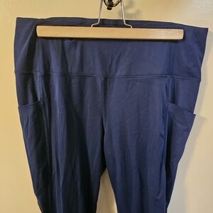 Women's navy blue ankle leggings